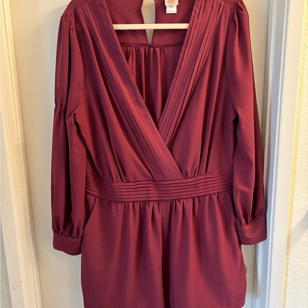 Elegant Burgundy Long Sleeve Dress - Picture 1 of 6